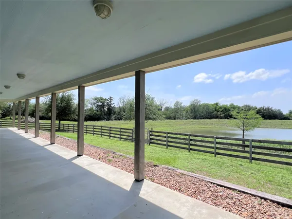 $1,900 | 959 Ida Lane, Brenham, TX 77833