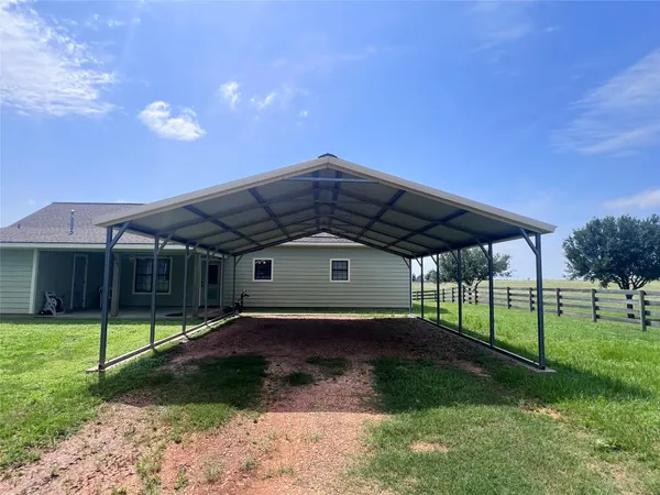 $1,900 | 959 Ida Lane, Brenham, TX 77833