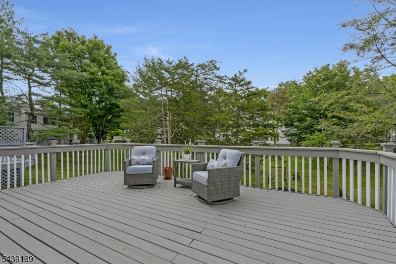 11 Hampton Court Bernards, NJ 07920 - Photo 22 of 30