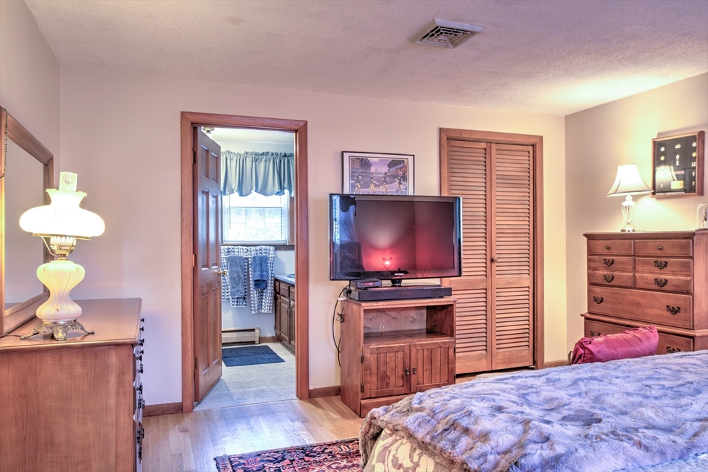 46 Ansie Road Chelmsford, MA 01824 - Photo 23 of 42