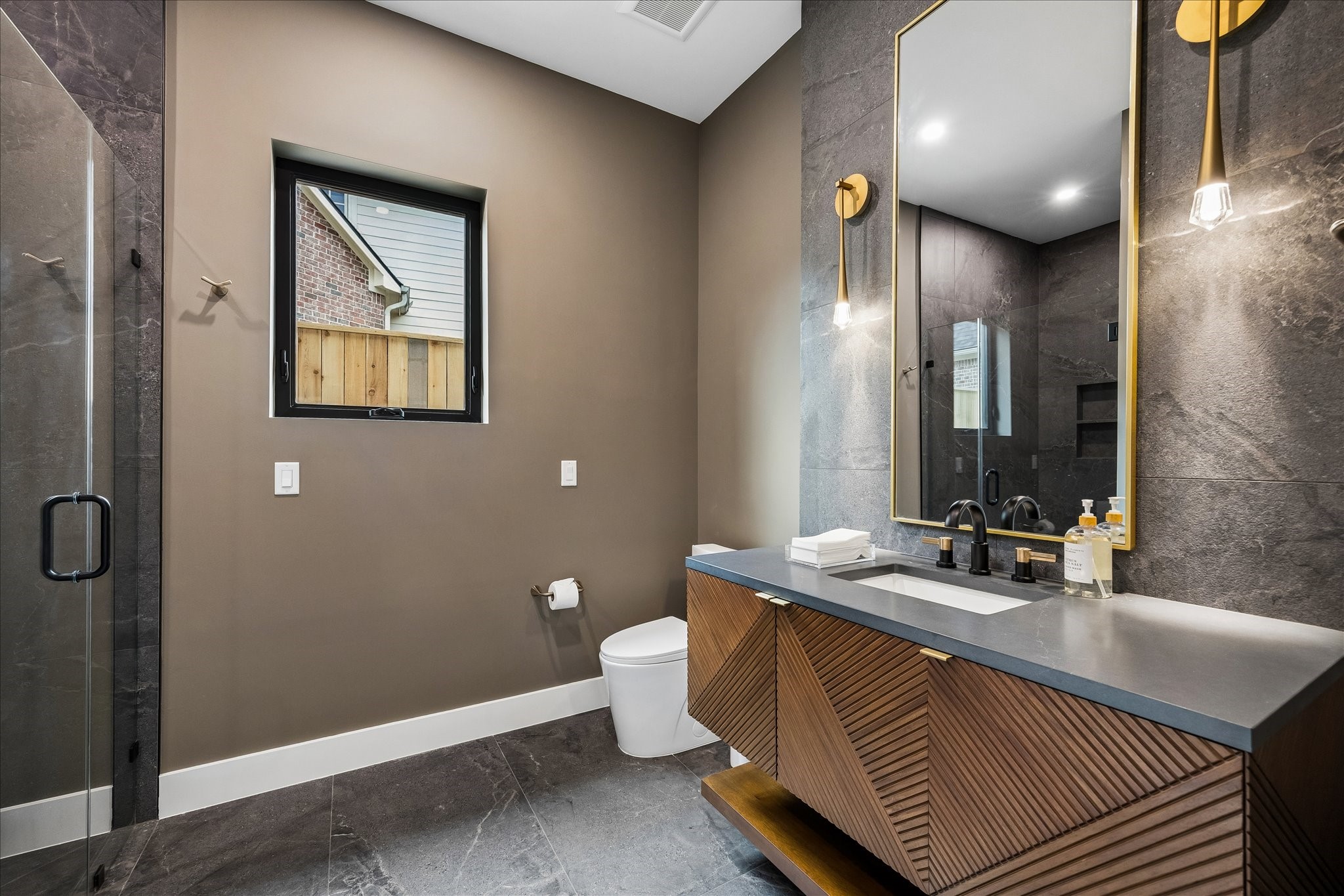 6213 Overbrook Lane Houston, TX 77057 - Photo 18 of 35