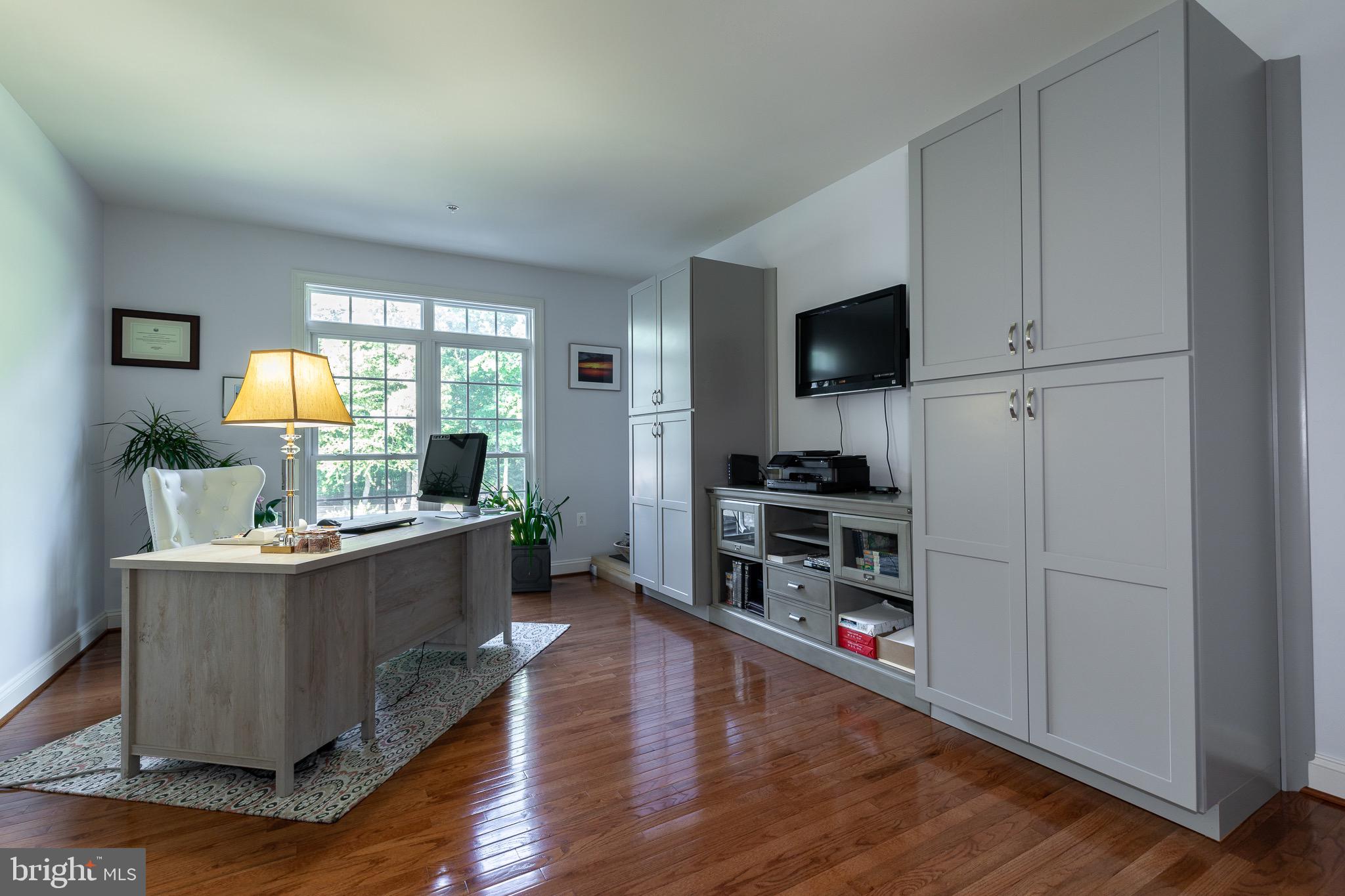 21701 West Offutt Road Poolesville, MD 20837 - Photo 37 of 75
