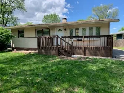 $2,200 | 83 Indianwood Drive, Thornton, IL 60476