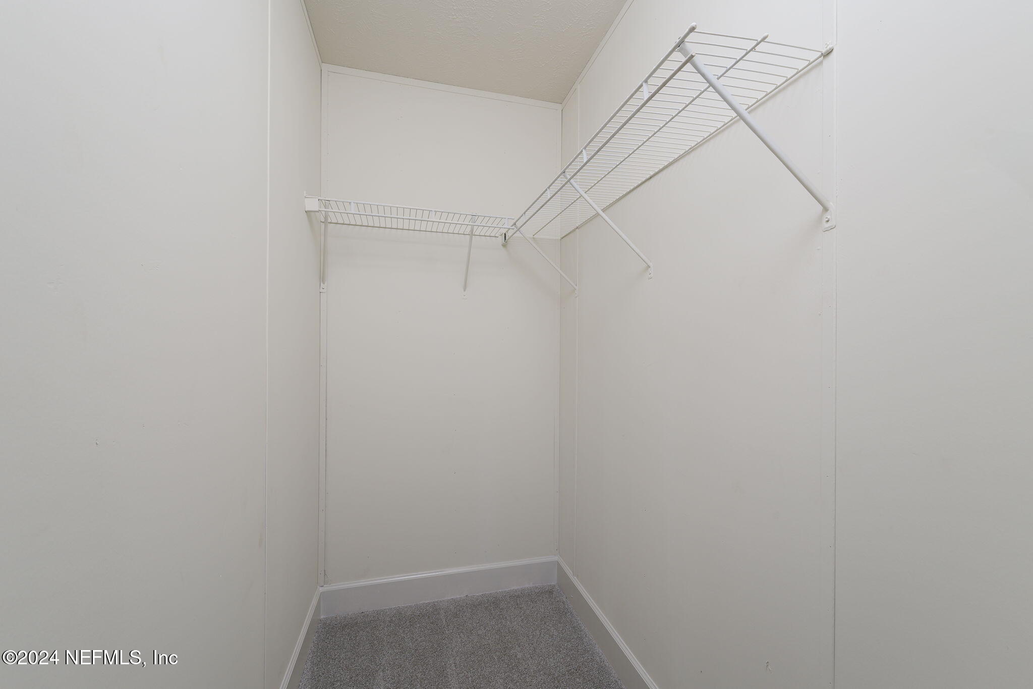 4526 Lambing Road Jacksonville, FL 32210 - Photo 17 of 32 4526_LR-27