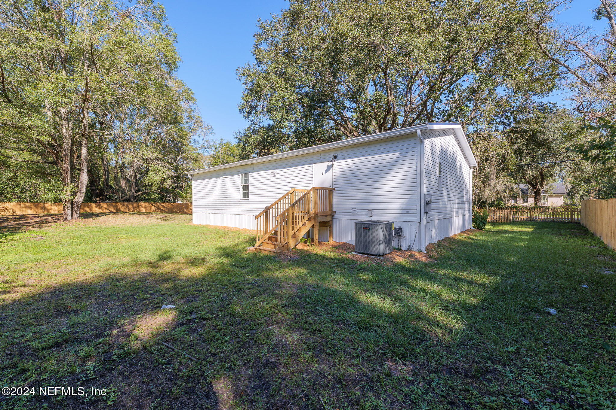 4526 Lambing Road Jacksonville, FL 32210 - Photo 22 of 32 4526_LR-31