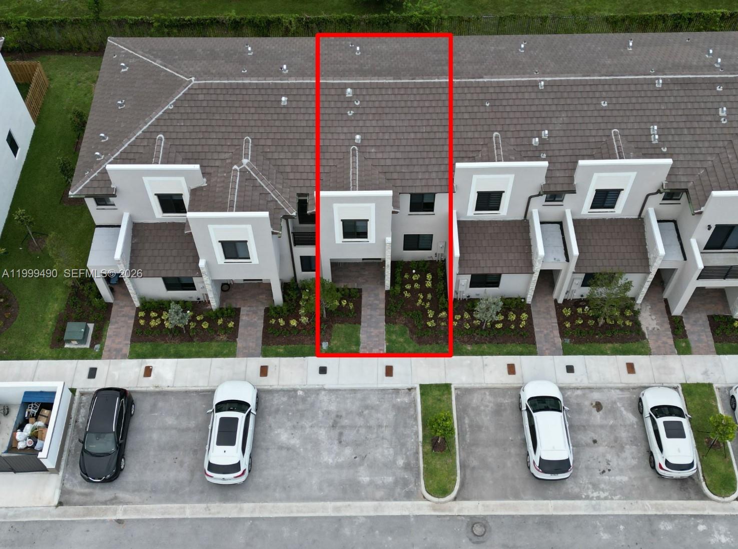 949 Northeast 211th Street Miami, FL 33179 - Photo 21 of 27