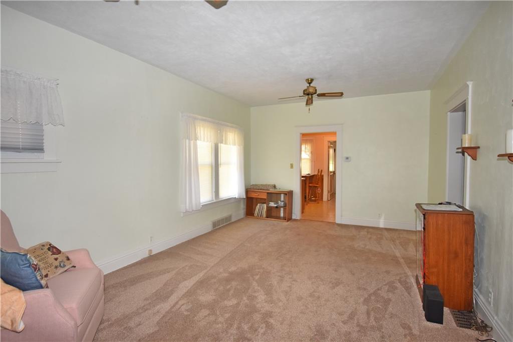 1465 Grove Road Pittsburgh, PA 15236 - Photo 11 of 31 Gallery Image 11