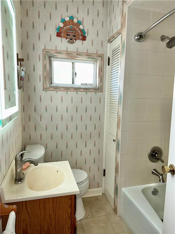 1465 Grove Road Pittsburgh, PA 15236 - Photo 20 of 31 Gallery Image 20