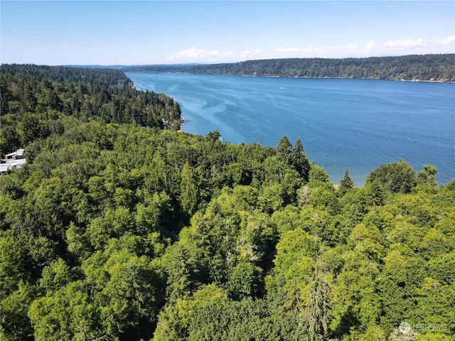 $419,900 | 3927 Northeast Steinman Lane, Bremerton, WA 98310