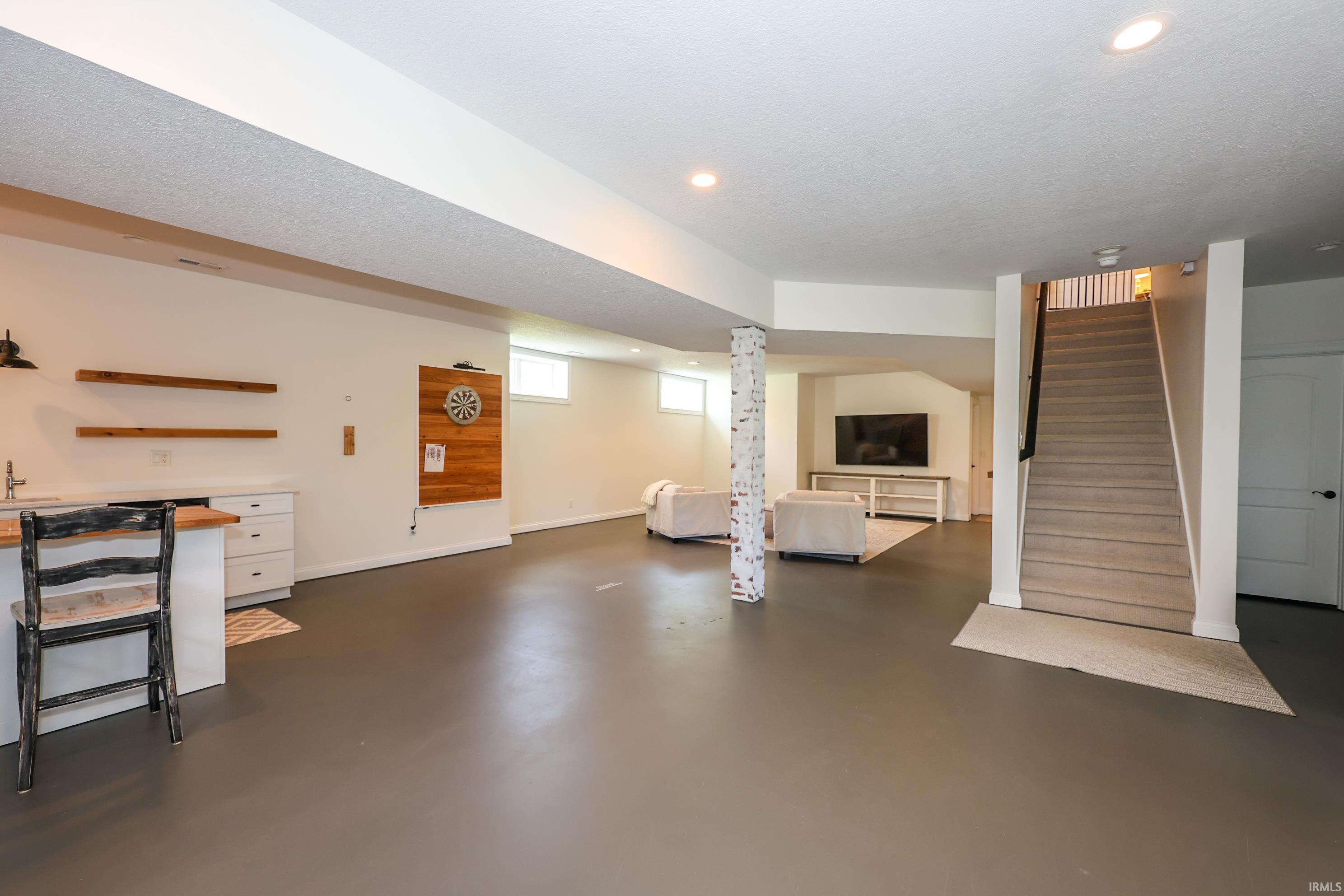 8217 Hollopeter Road Leo, IN 46765 - Photo 25 of 35