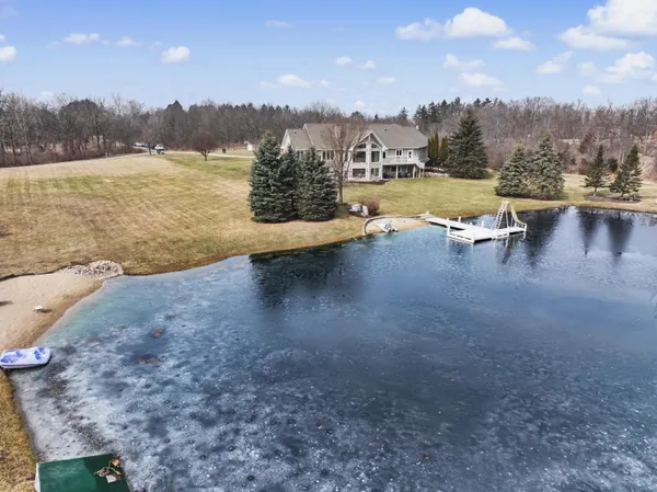 $1,950,000 | N2568 Snake Road, Geneva, WI 53147