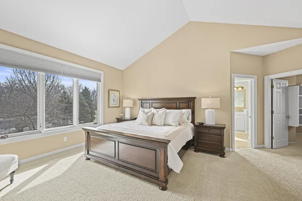 $1,899,000 | N2568 Snake Road, Geneva, WI 53147