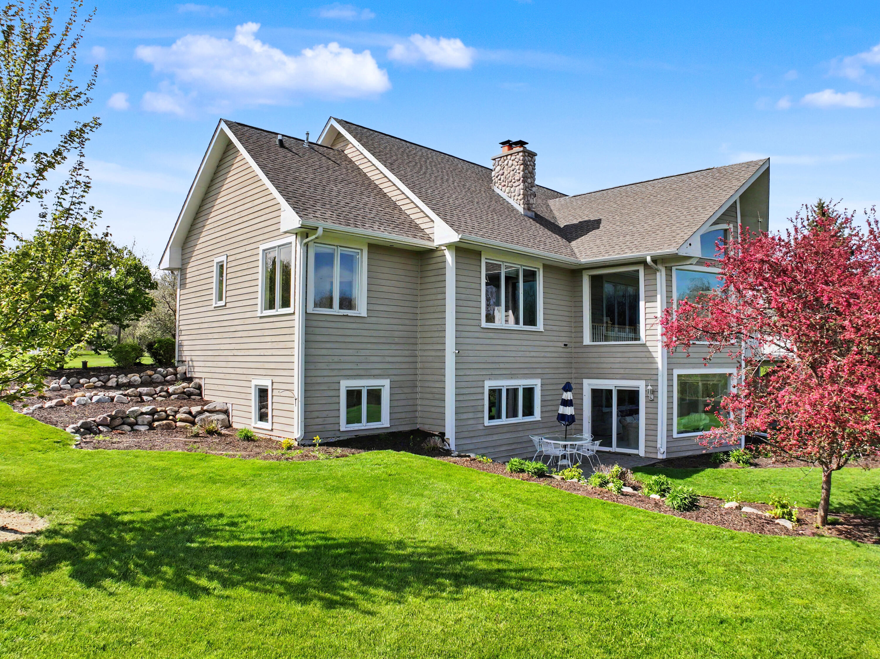 N2568 Snake Road Geneva, WI 53147 - Photo 55 of 62 Lots of Room for the Family