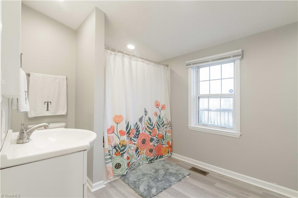 490 Frye Bridge Road Clemmons, NC 27012 - Photo 14 of 27 Gallery Image 14