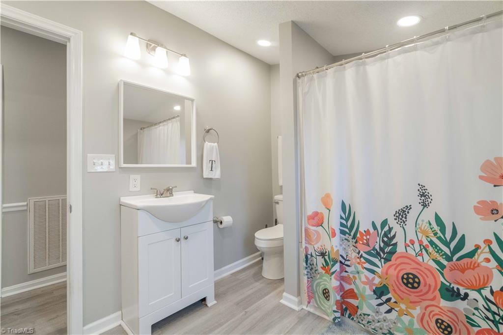 490 Frye Bridge Road Clemmons, NC 27012 - Photo 15 of 27 Gallery Image 15