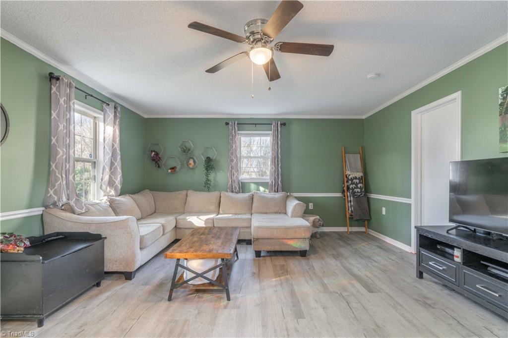 490 Frye Bridge Road Clemmons, NC 27012 - Photo 5 of 27 Gallery Image 5