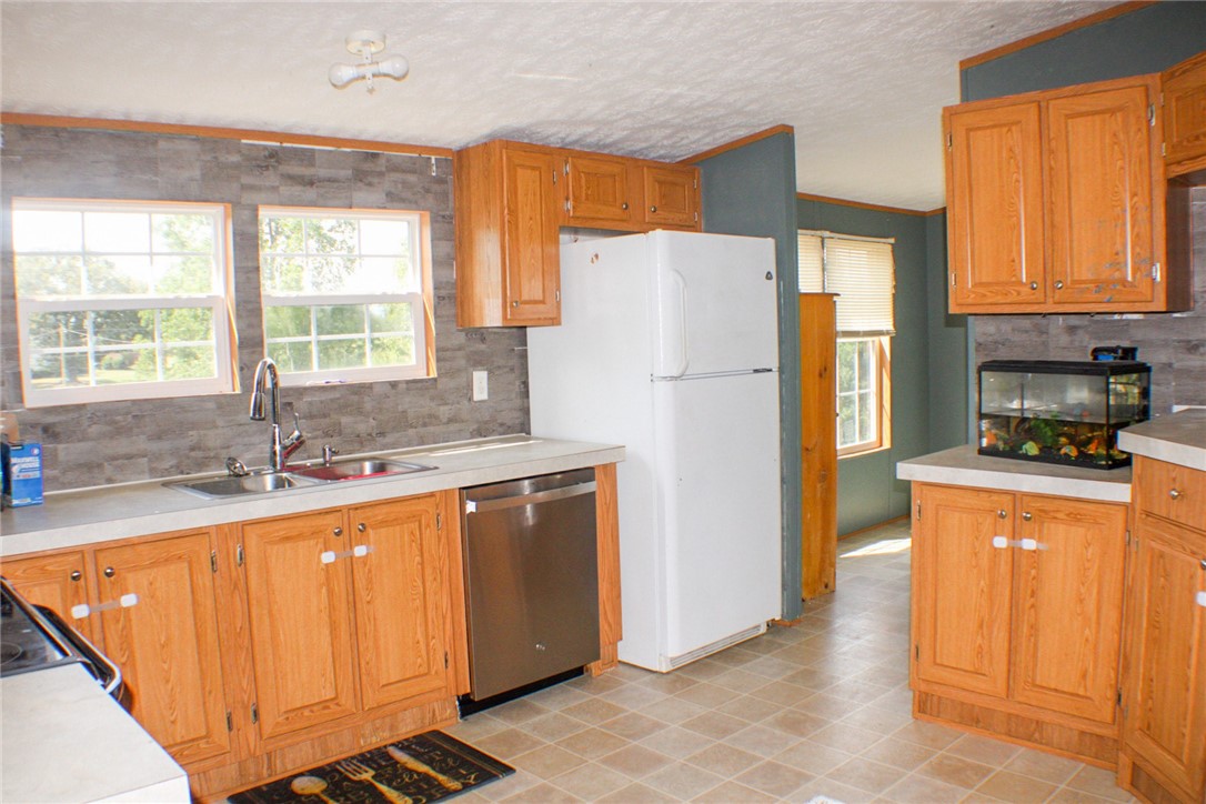 128 Smith St Extension Ware Shoals, SC 29692 - Photo 4 of 13 Gallery Image 4
