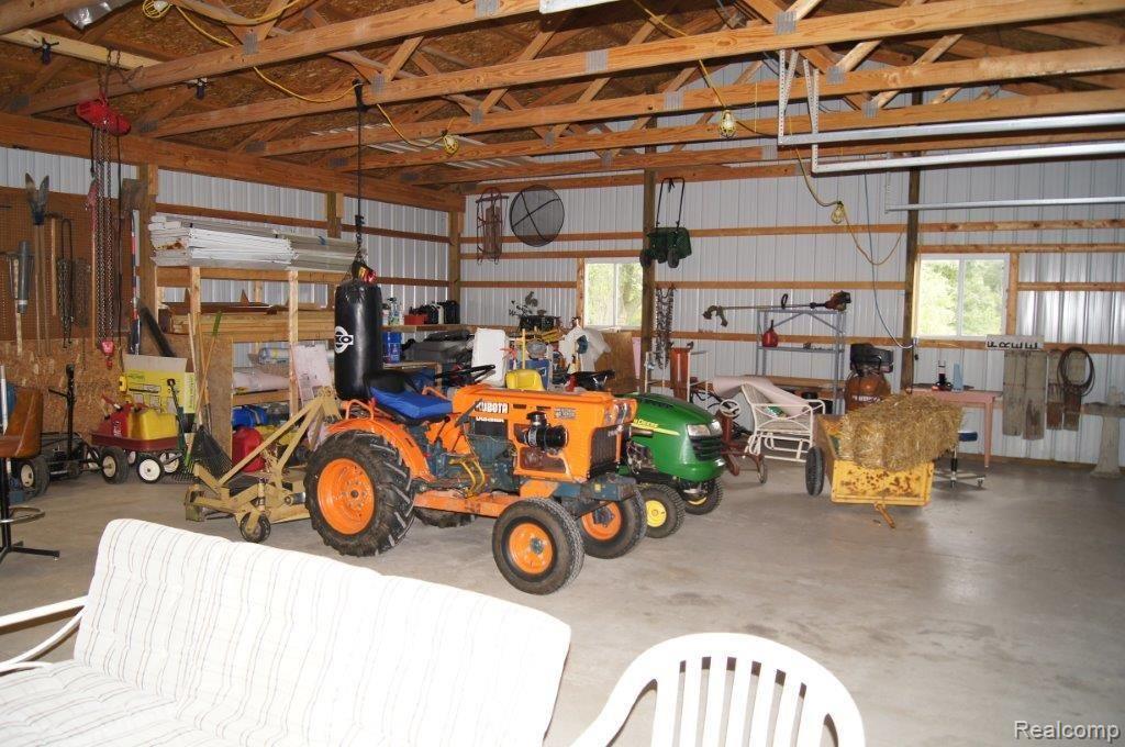 2352 Bullock Road Lapeer, MI 48446 - Photo 29 of 32 2352 Bullock 031.jpg