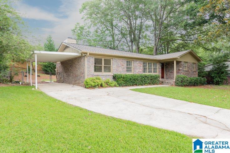 4452 MountainDale Road Birmingham, AL 35213 - Photo 3 of 36