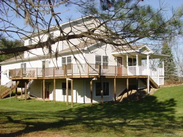 12530 Holtforth Road Fenton, MI 48430 - Photo 12 of 15 040.JPG