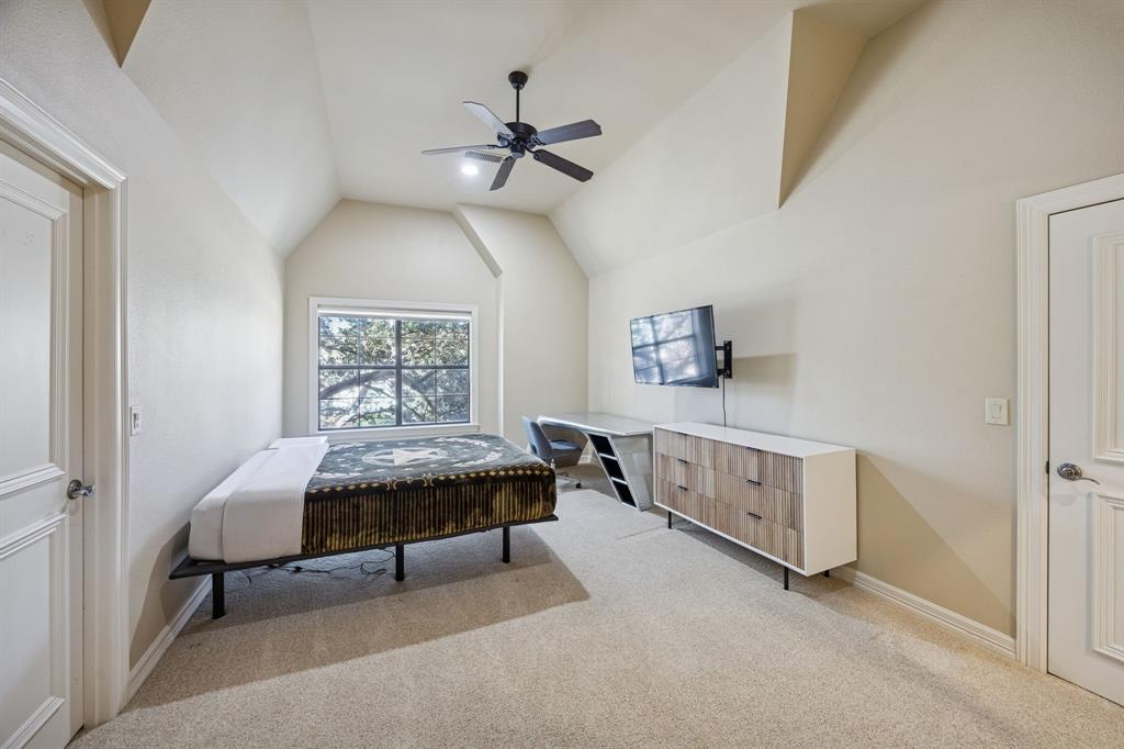 6640 Briar Ridge Lane Plano, TX 75024 - Photo 31 of 40 2nd Floor Secondary Bedroom vaulted ceiling, and 2 walk-in closets
