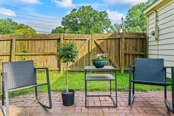 $1,995 | 5081 Rich Road, Memphis, TN 38117