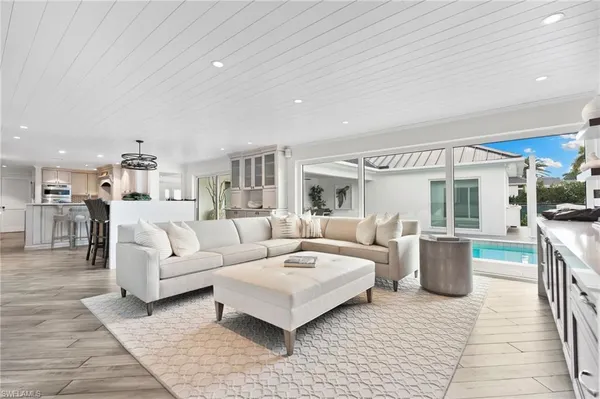 $40,000 | 3737 Crayton Road, Naples, FL 34103