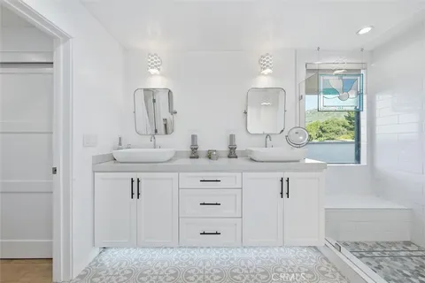 $2,425,000 | 32333 Phantom Drive, Rancho Palos Verdes, CA 90275