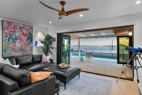 $2,425,000 | 32333 Phantom Drive, Rancho Palos Verdes, CA 90275