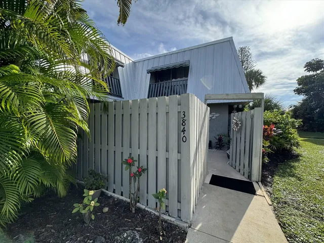 $269,997 | 3840 Jefferson Street, Stuart, FL 34997