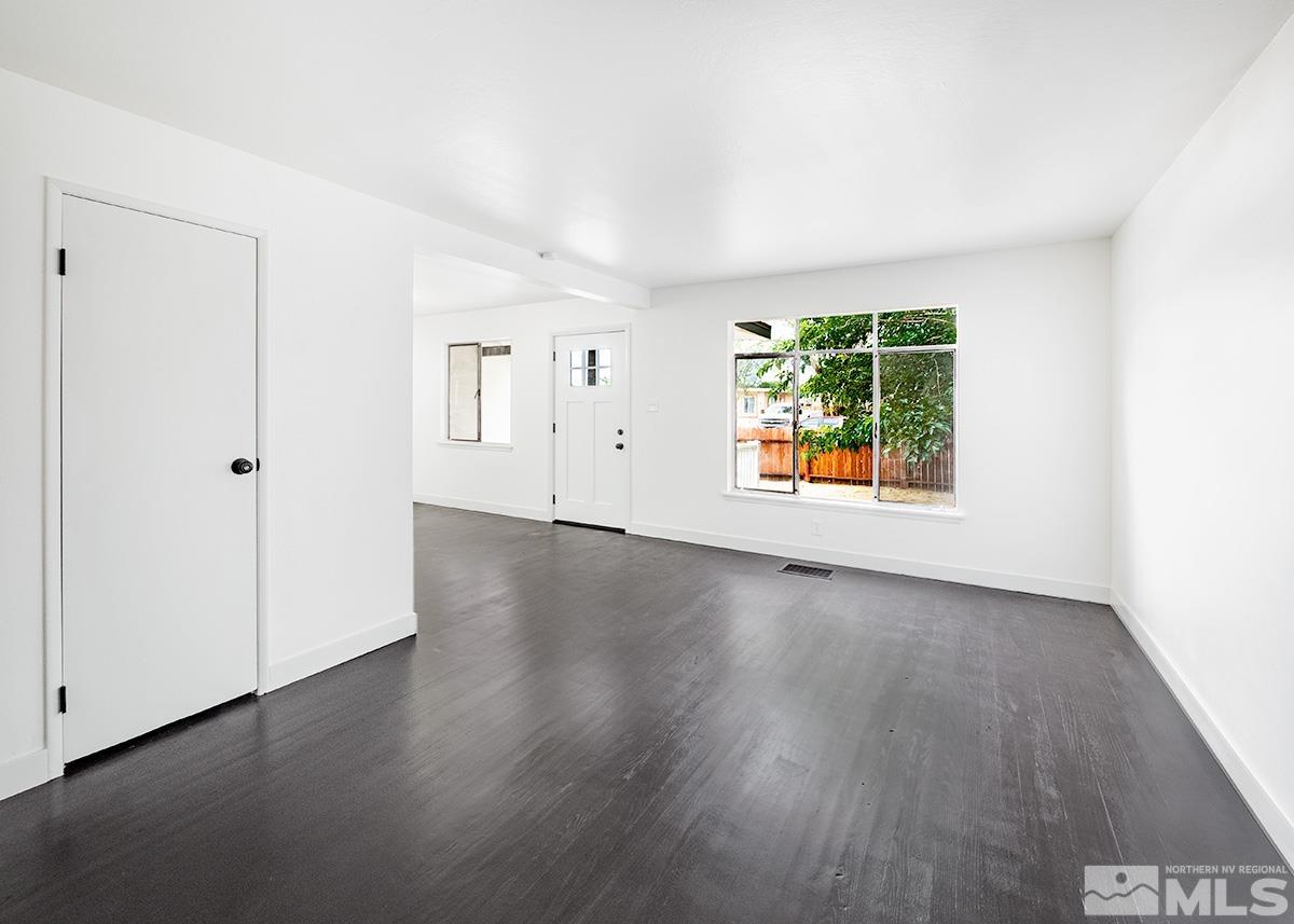 1770 Auburn Way Reno, NV 89502 - Photo 8 of 18 Photo 8