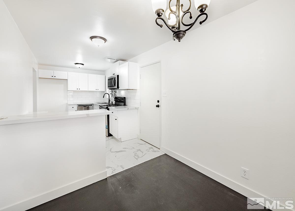 1770 Auburn Way Reno, NV 89502 - Photo 9 of 18 Photo 9
