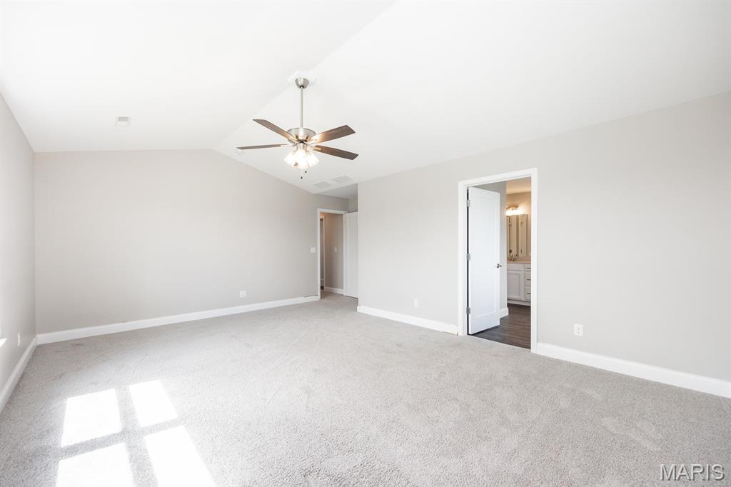 135 Reagan Drive Troy, IL 62294 - Photo 18 of 29