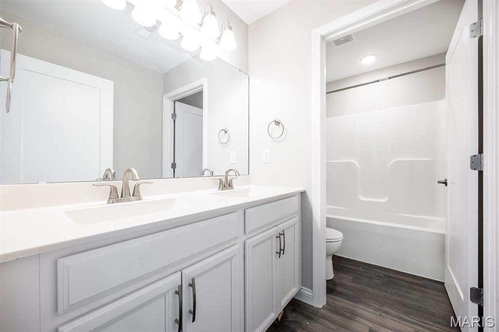 135 Reagan Drive Troy, IL 62294 - Photo 23 of 29