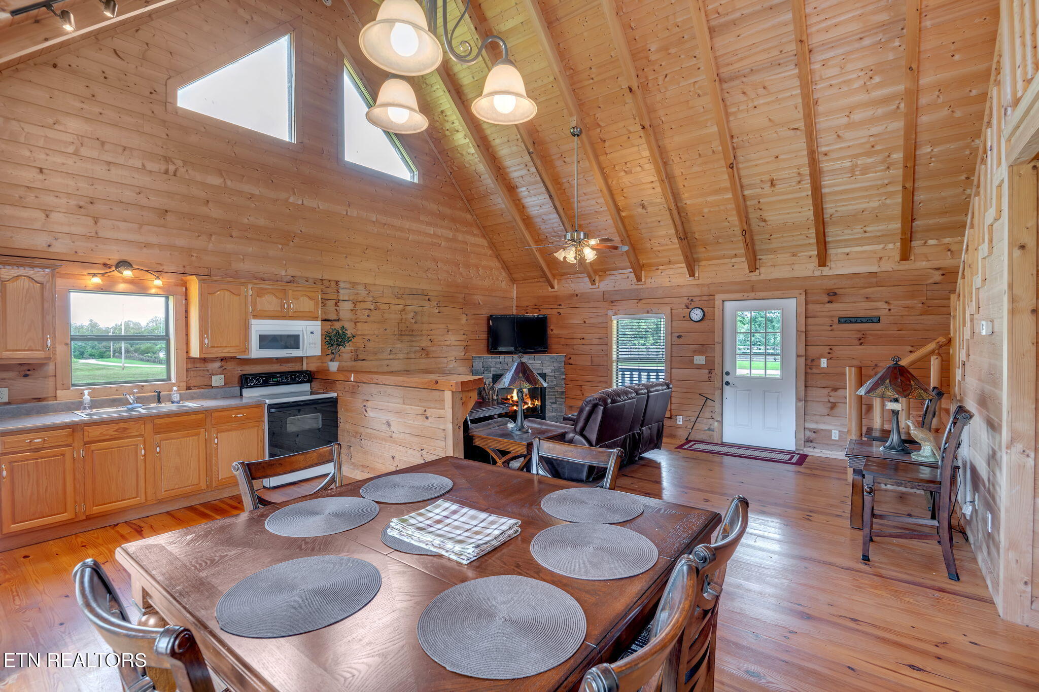 319 Four Mile Creek Road Deer Lodge, TN 37726 - Photo 24 of 47 24-web-or-mls-Four Mile Creek-3188
