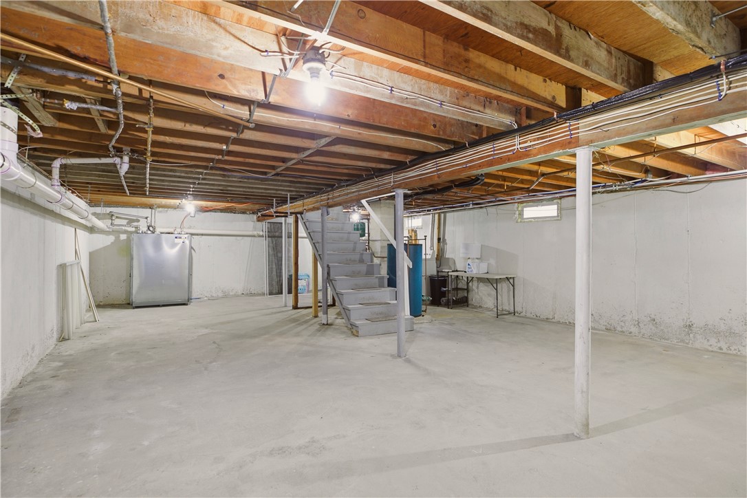 415 Wapping Road Portsmouth, RI 02871 - Photo 39 of 43