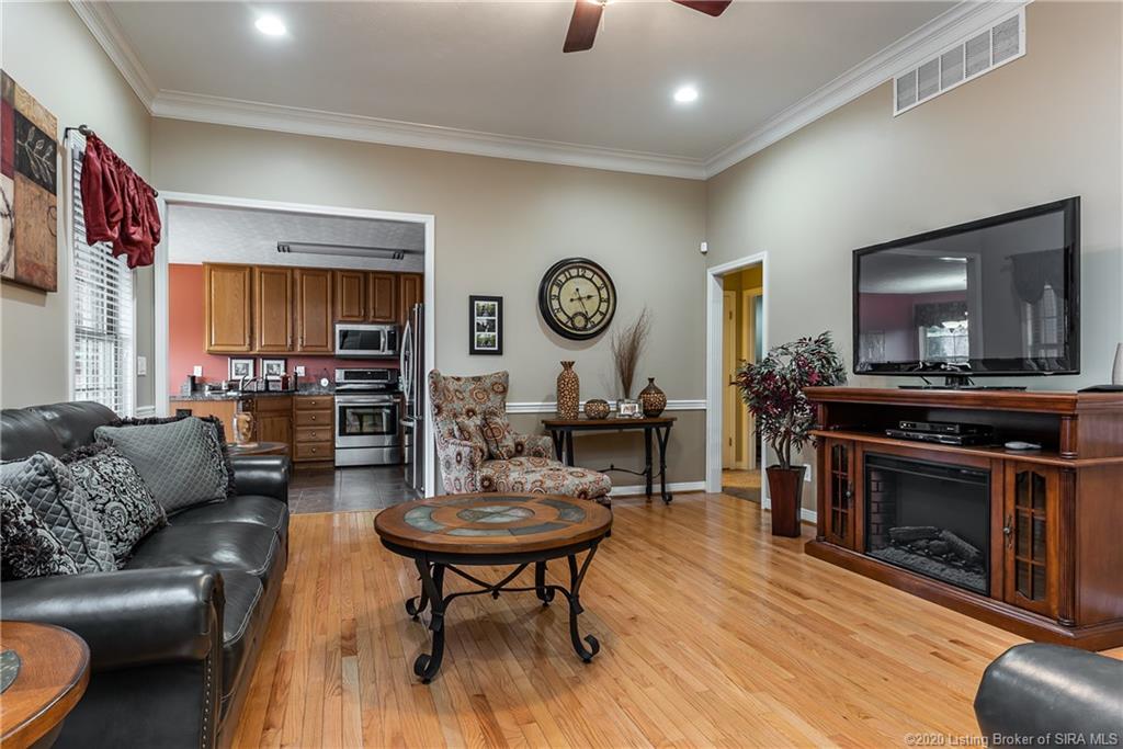8720 County Line Road Sellersburg, IN 47172 - Photo 2 of 46