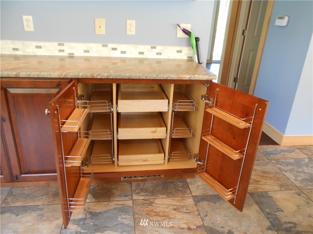 2746 Monroe Road Port Angeles, WA 98362 - Photo 19 of 20 Gallery Image 19