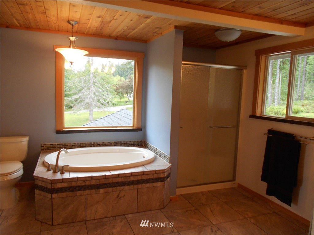 2746 Monroe Road Port Angeles, WA 98362 - Photo 9 of 20 Gallery Image 9