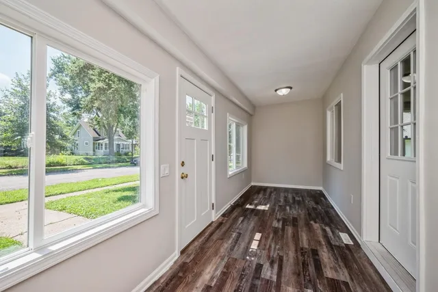 $262,000 | 1747 York Avenue, St. Paul, MN 55106