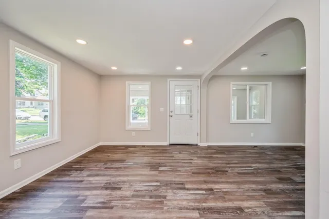 $262,000 | 1747 York Avenue, St. Paul, MN 55106