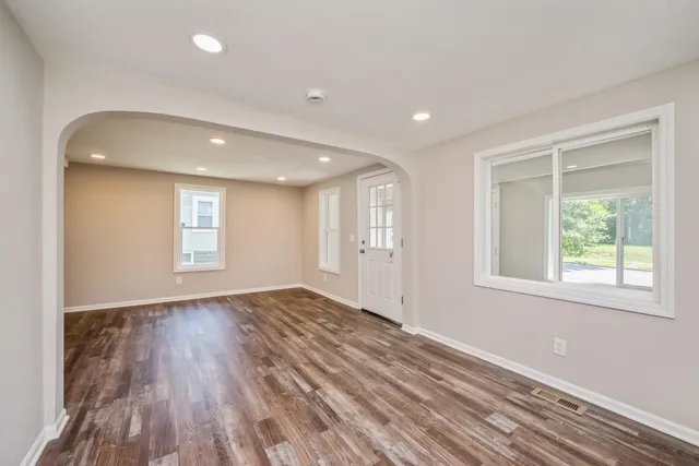 $262,000 | 1747 York Avenue, St. Paul, MN 55106