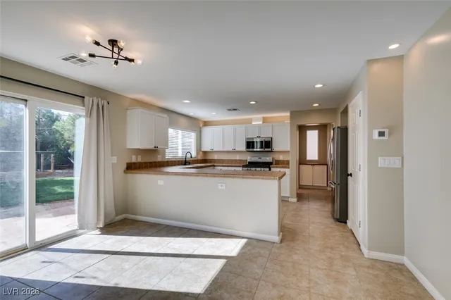 $2,499 | 25 Precipice Court, Henderson, NV 89002