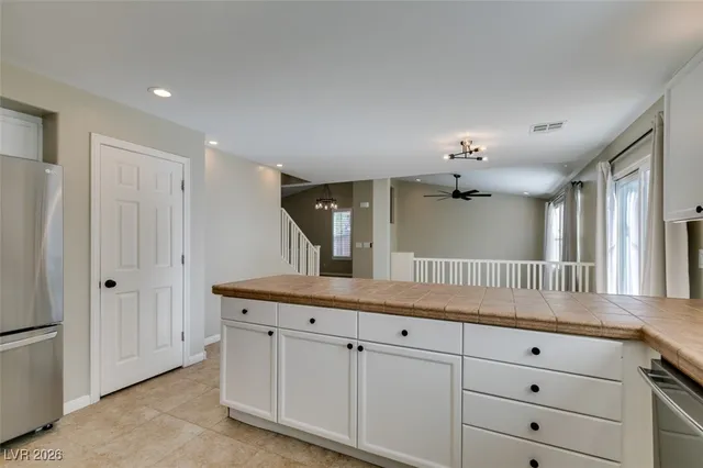 $2,499 | 25 Precipice Court, Henderson, NV 89002