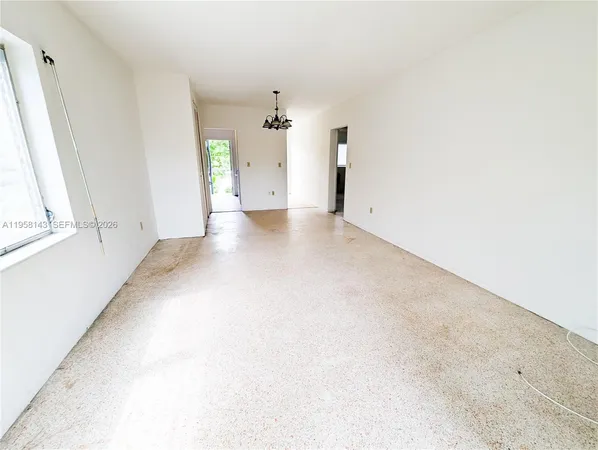 $1,650 | 1590 Northeast 127th Street, Unit 206, North Miami, FL 33161