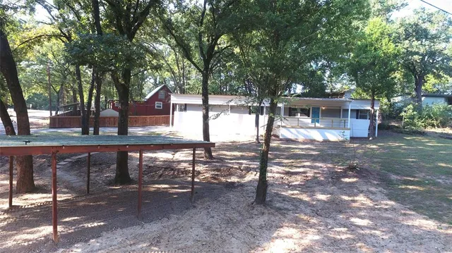 $140,000 | 101 Crocker Drive, Malakoff, TX 75148