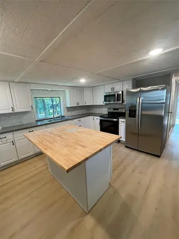 $140,000 | 101 Crocker Drive, Malakoff, TX 75148