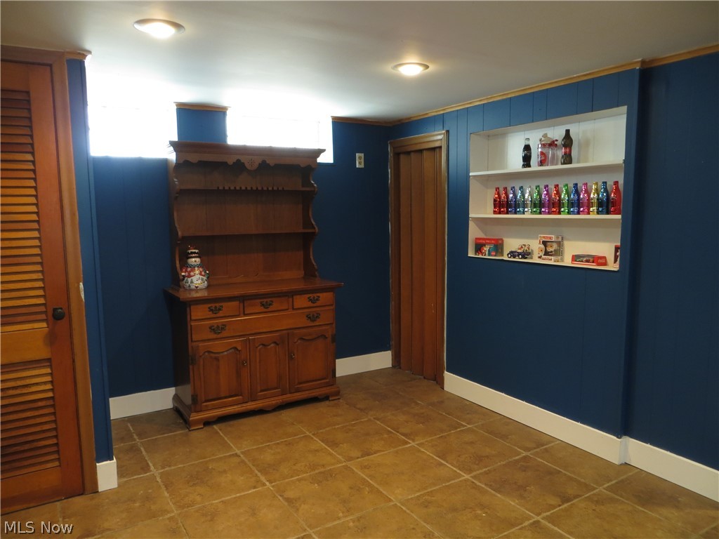 4347 Redding Road Cleveland, OH 44109 - Photo 40 of 50
