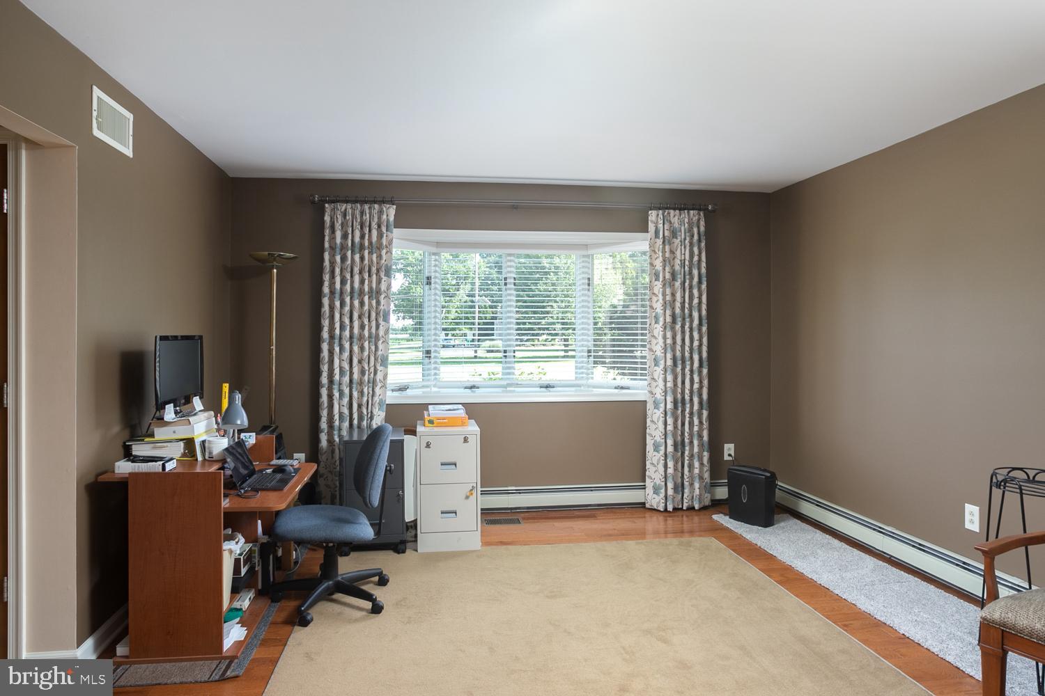 88 Waln Road Chesterfield, NJ 08515 - Photo 8 of 35