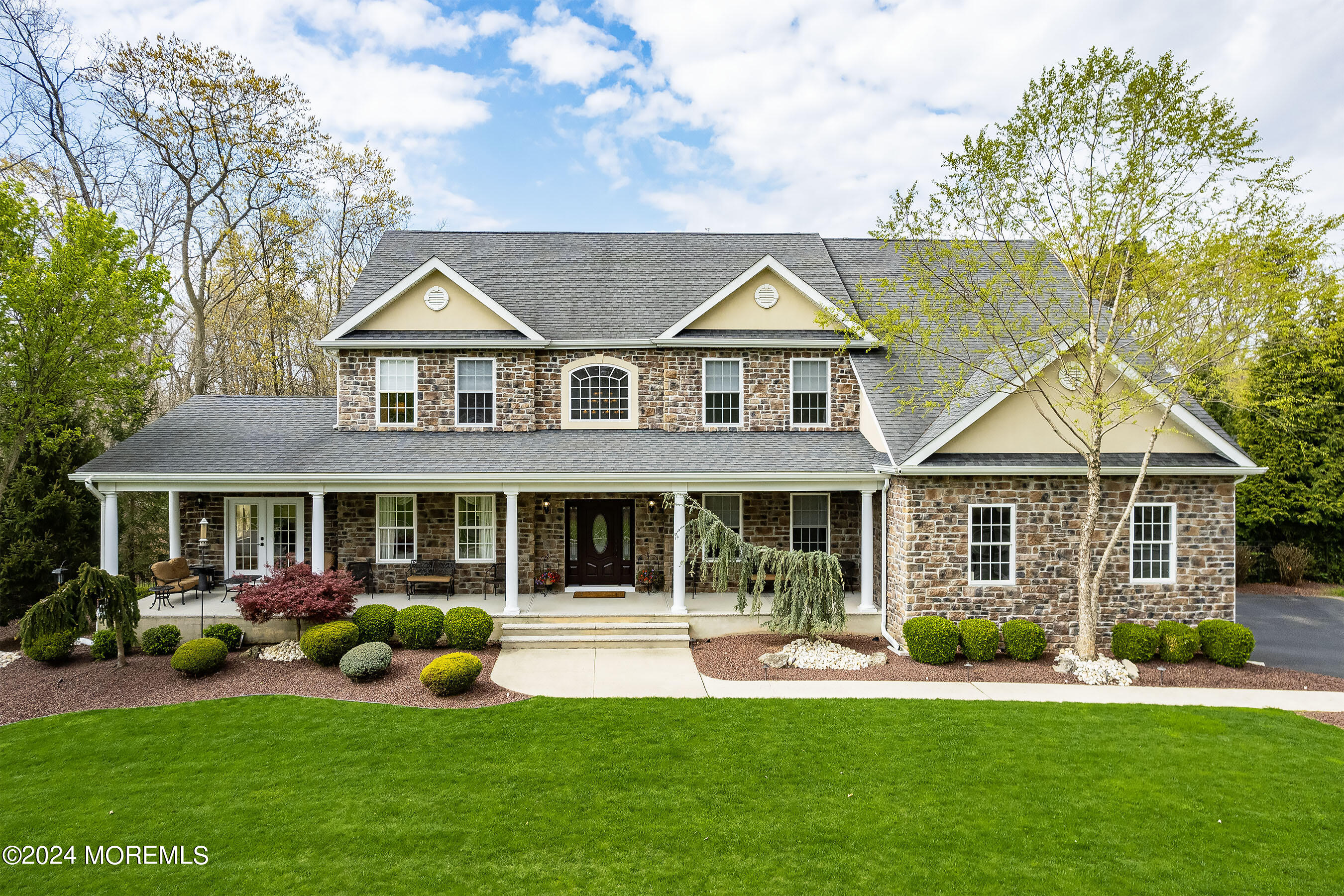 15 Summers Drive Jackson, NJ 08527 - Photo 2 of 83 01-Front 1